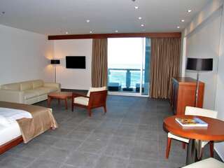 Курортные отели Avala Resort & Villas Будва Элитный люкс с видом на море-1